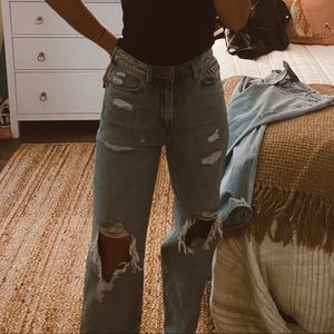 H&M High Rise Straight Jean